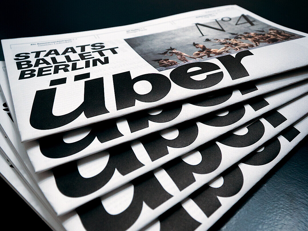 Ausgaben der Ballettzeitung Nr. 4, aufgefächert
